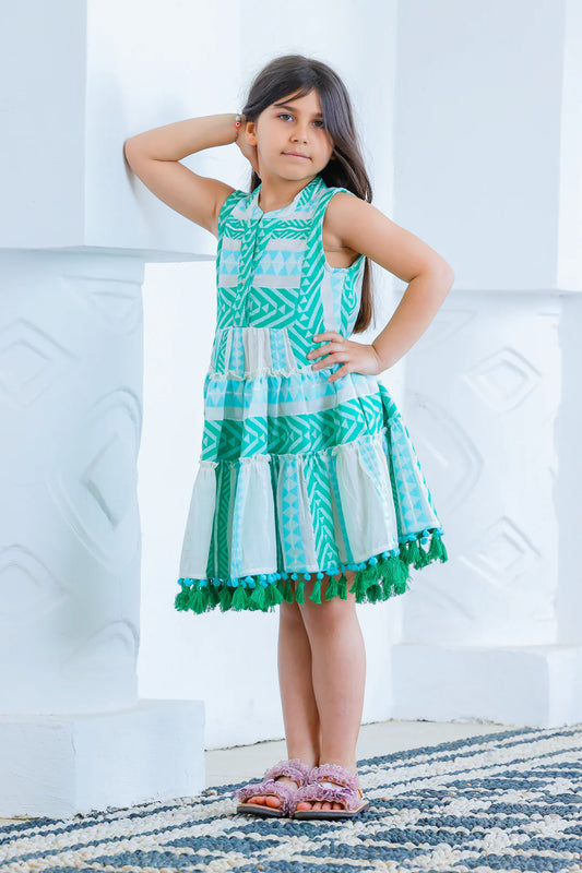 Sleeveless jacquard dress green
